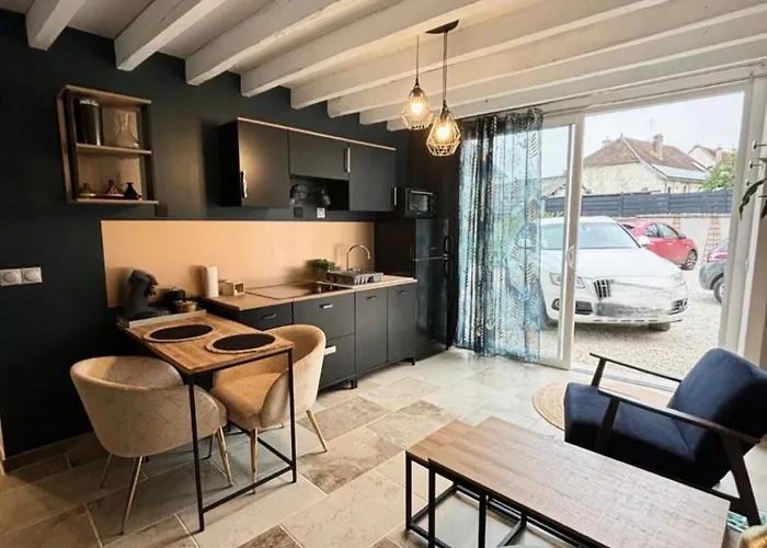 La Pause Viticole 아파트 Bourguignons